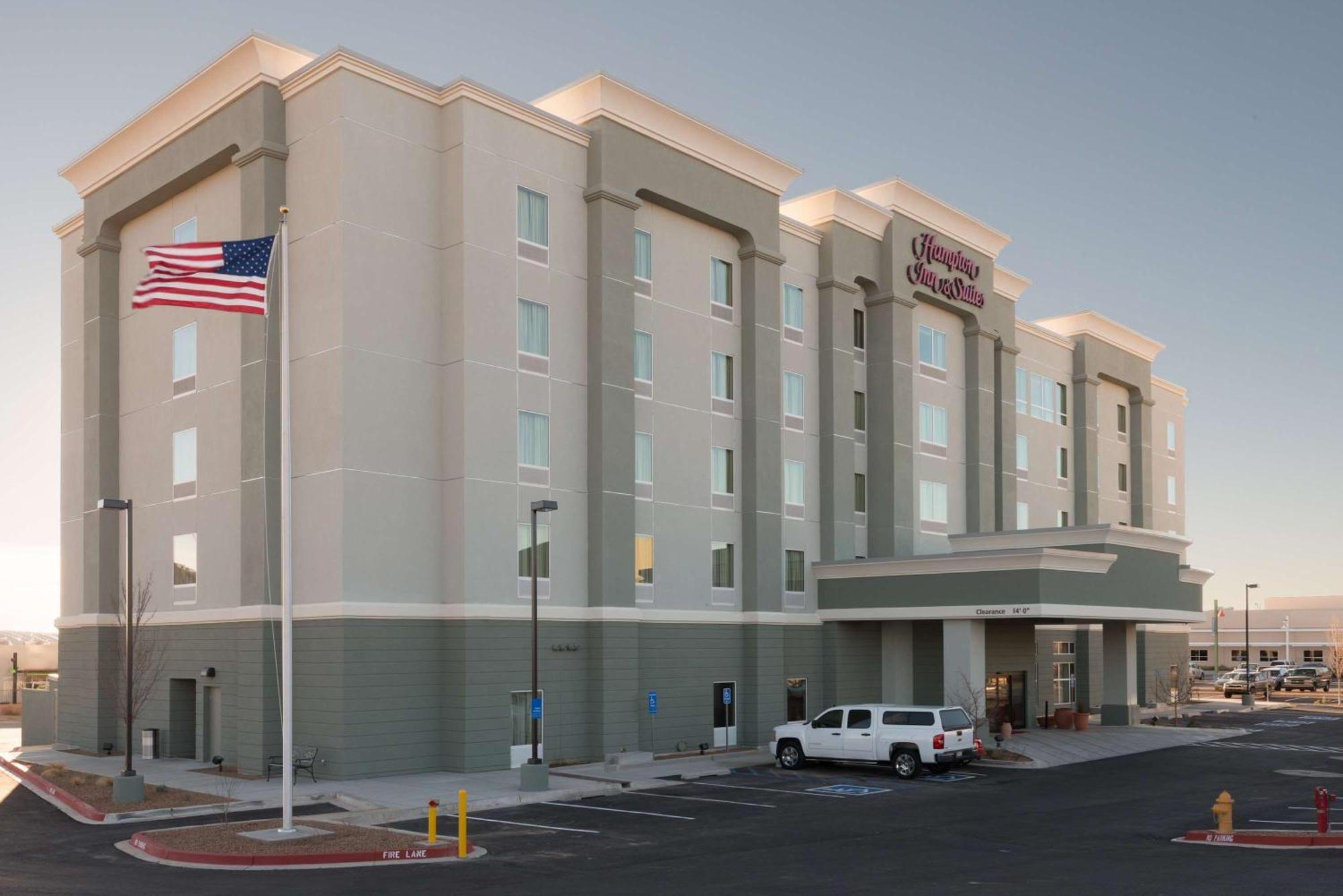 Hampton Inn & Suites Albuquerque North/I-25 Exterior photo